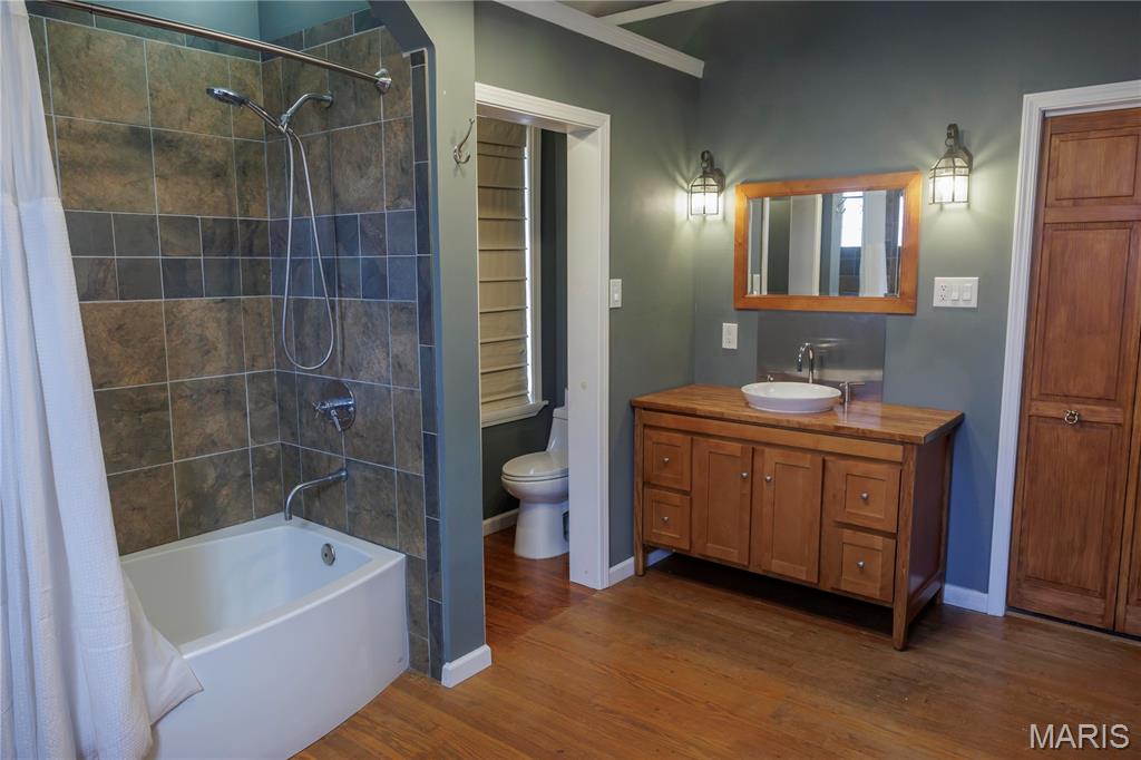 9845 Reavis Road Affton, MO 63123 - Photo 11 of 47 Gallery Image 11