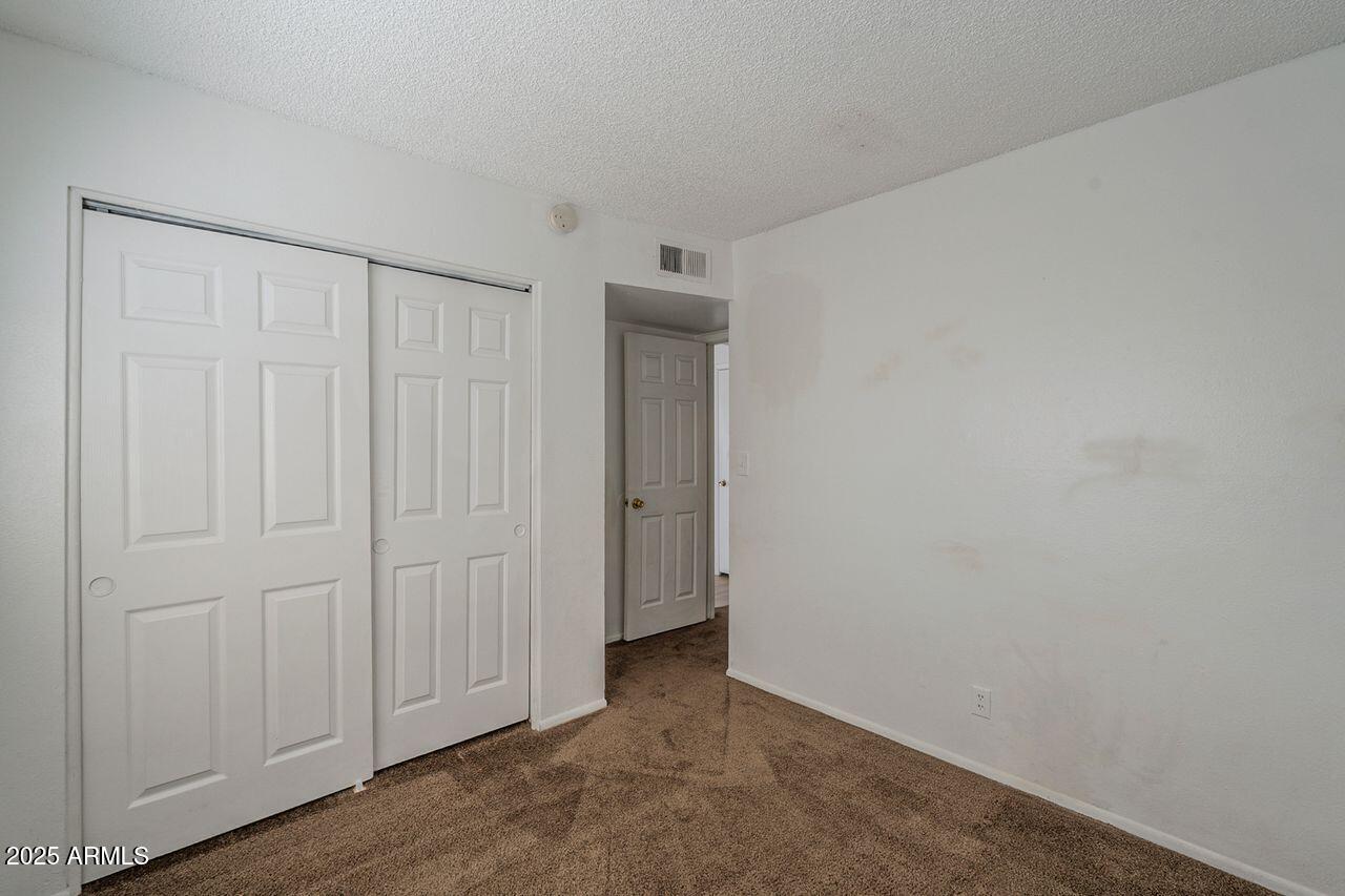 2608 West Ocotillo Road Phoenix, AZ 85017 - Photo 23 of 56 a view of an empty room