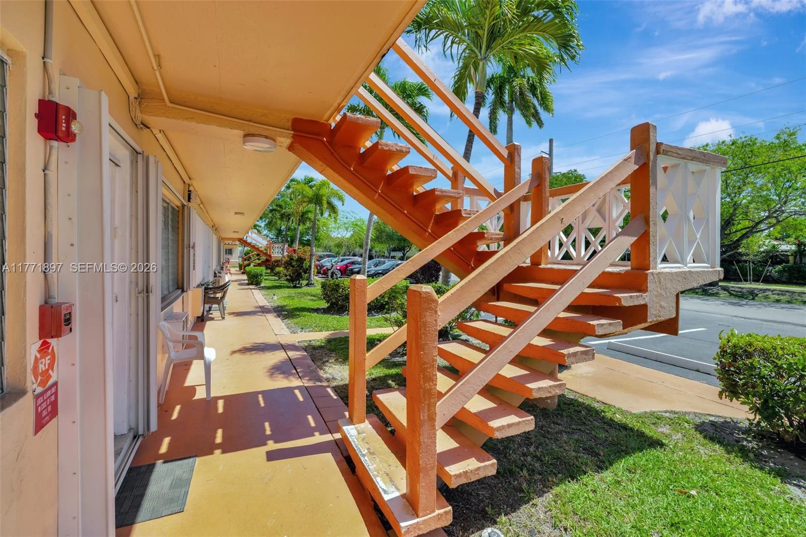 1012 Southwest 11th Street, Unit 20N Hallandale Beach, FL 33009 - Photo 16 of 77