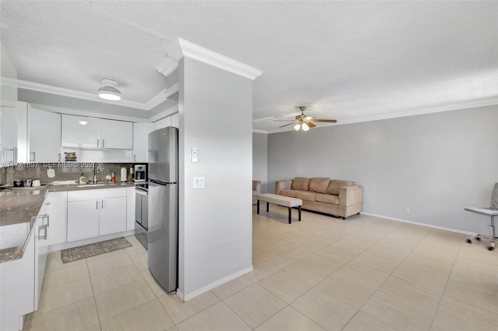 1012 Southwest 11th Street, Unit 20N Hallandale Beach, FL 33009 - Photo 30 of 77