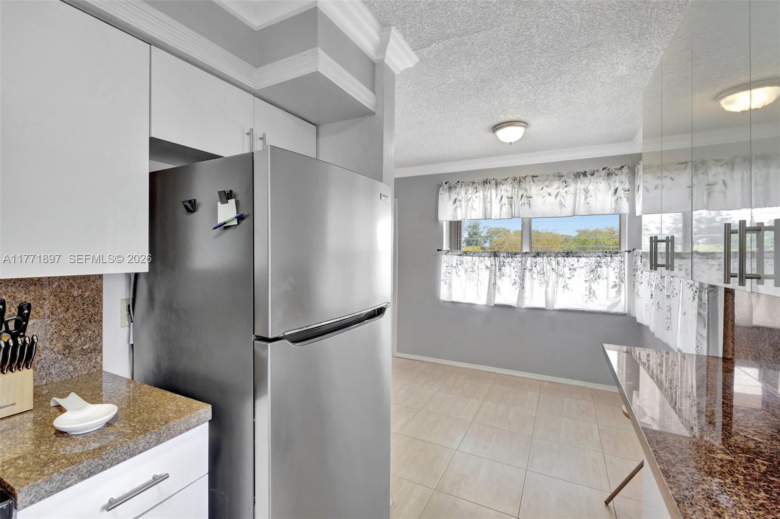 1012 Southwest 11th Street, Unit 20N Hallandale Beach, FL 33009 - Photo 33 of 77