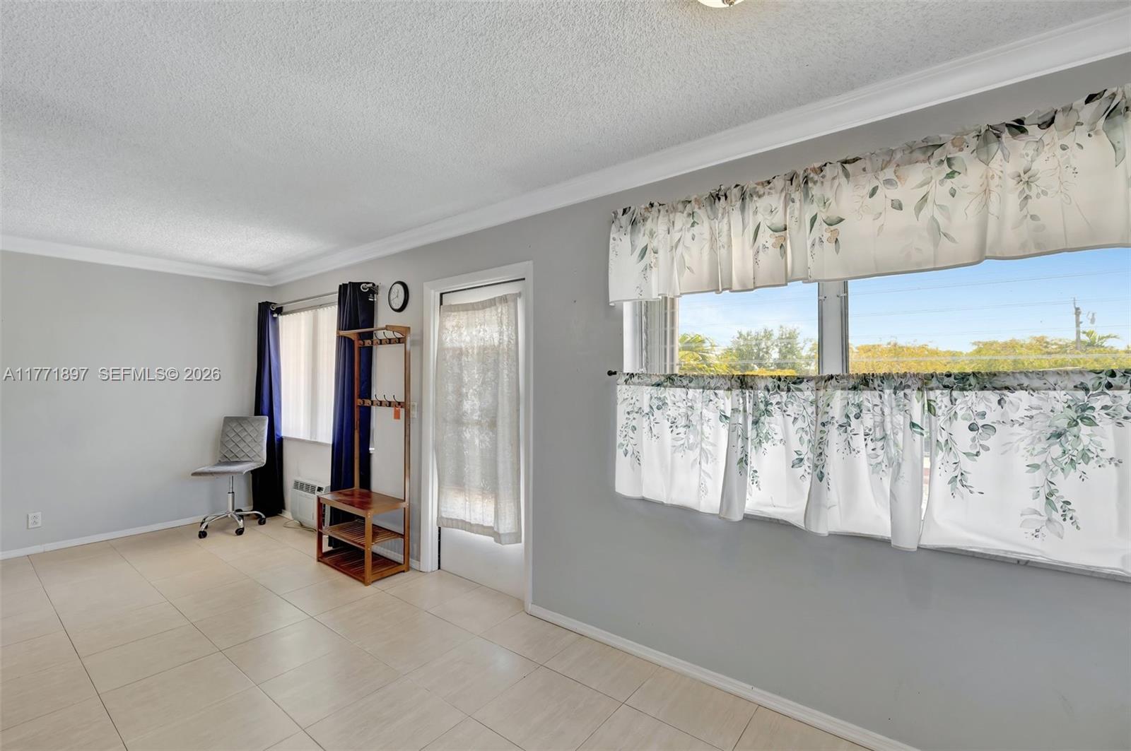 1012 Southwest 11th Street, Unit 20N Hallandale Beach, FL 33009 - Photo 34 of 77