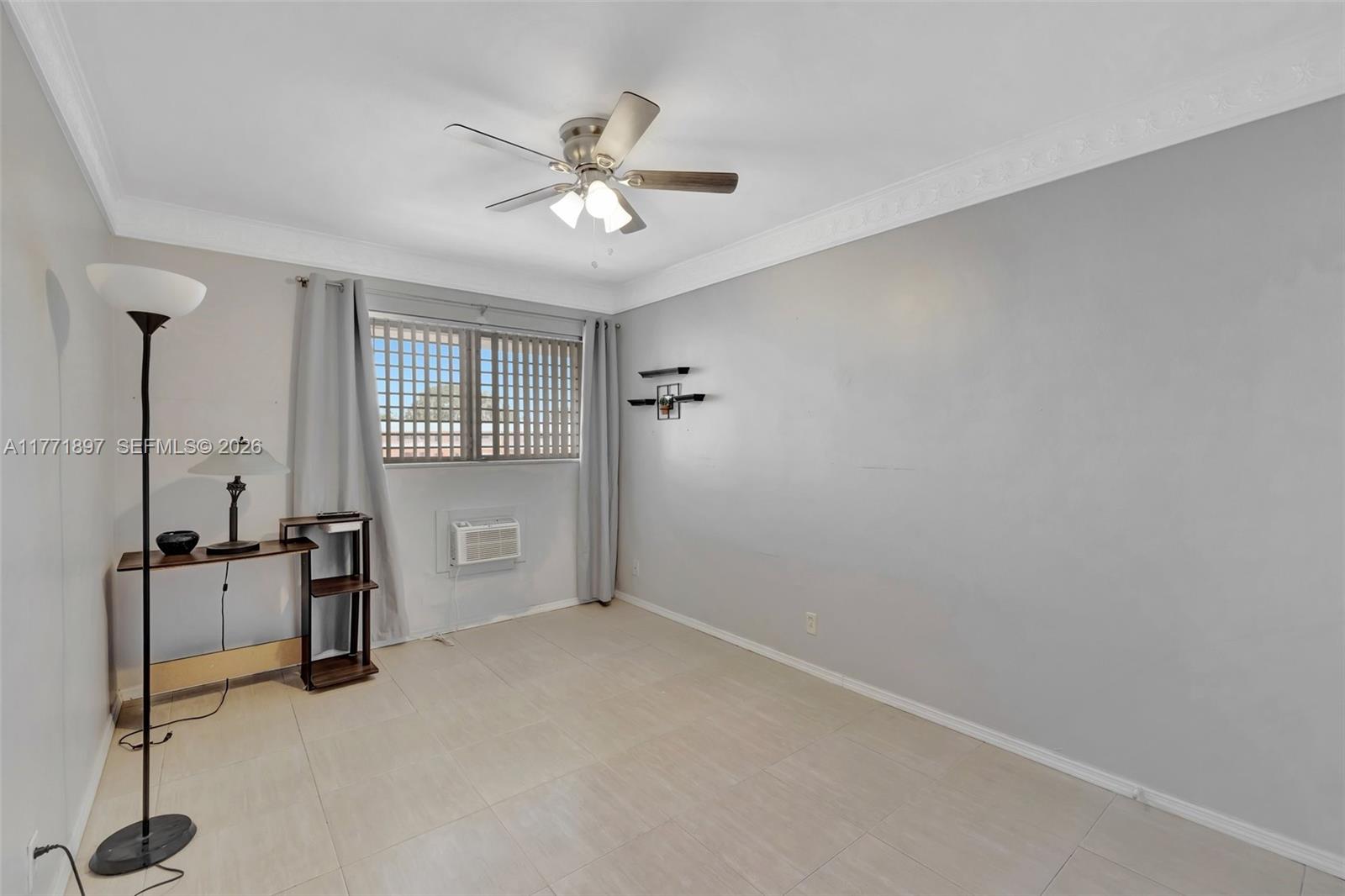 1012 Southwest 11th Street, Unit 20N Hallandale Beach, FL 33009 - Photo 38 of 77