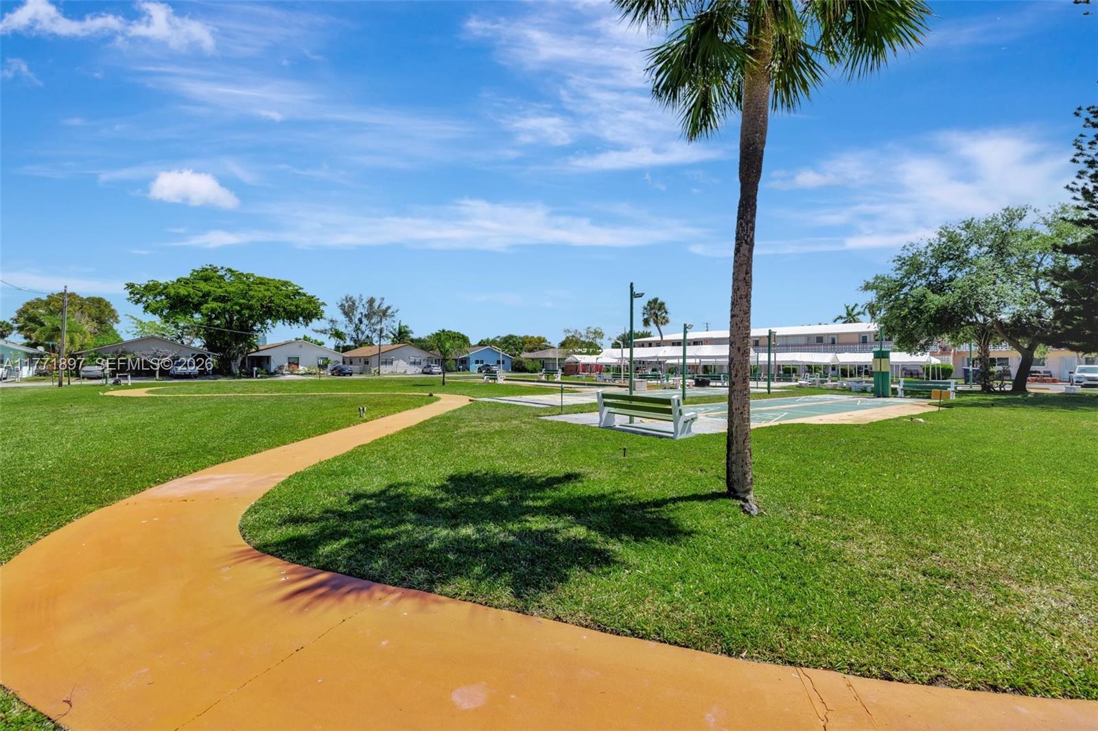 1012 Southwest 11th Street, Unit 20N Hallandale Beach, FL 33009 - Photo 45 of 77