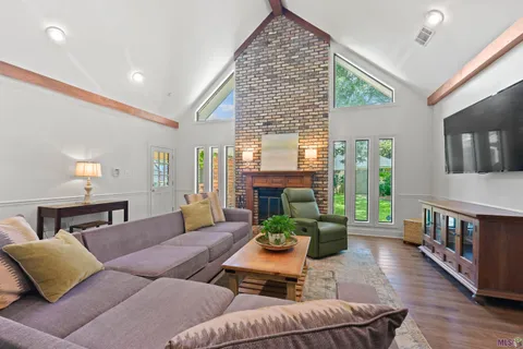 $445,000 | 1546 Beckenham Drive, Baton Rouge, LA 70808
