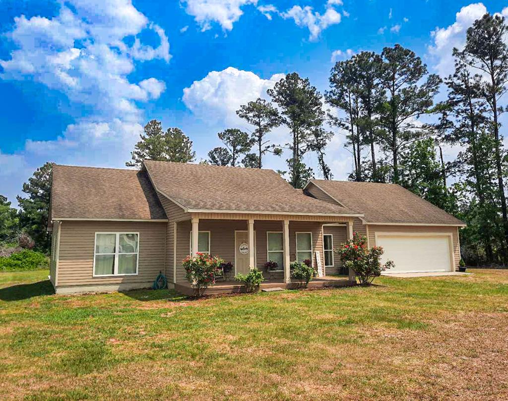 2450 Dasher Johnson Road Valdosta, GA 31606 - Photo 1 of 44 Gallery Image 1