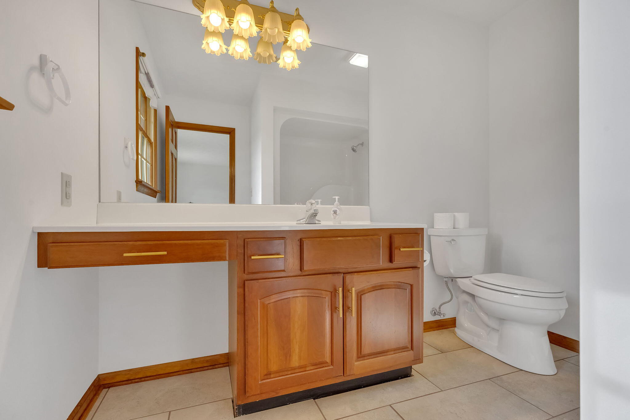 620 Snapps Ferry Road Kingsport, TN 37664 - Photo 11 of 38 11-web-or-mls-217A6347