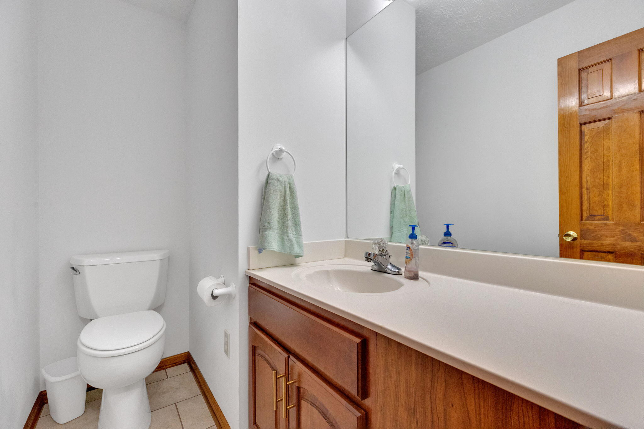 620 Snapps Ferry Road Kingsport, TN 37664 - Photo 14 of 38 14-web-or-mls-217A6362