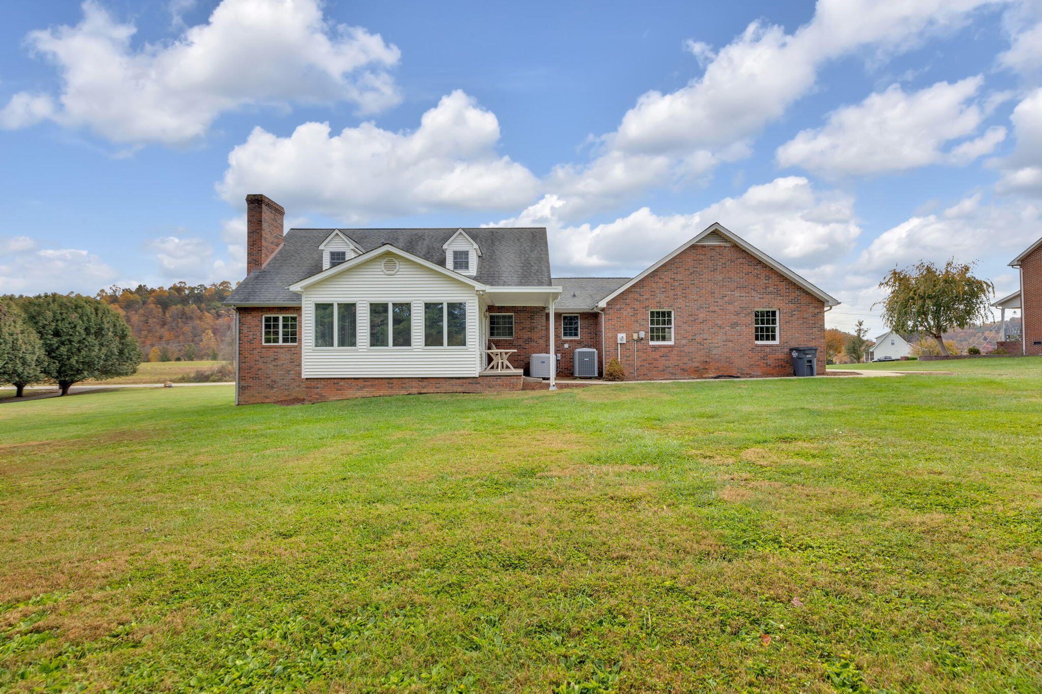 620 Snapps Ferry Road Kingsport, TN 37664 - Photo 25 of 38 25-web-or-mls-217A6427