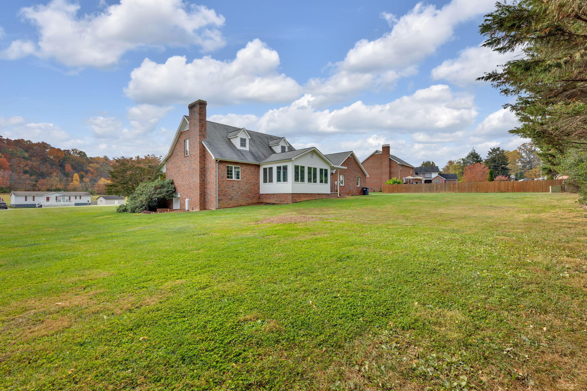 620 Snapps Ferry Road Kingsport, TN 37664 - Photo 26 of 38 26-web-or-mls-217A6432