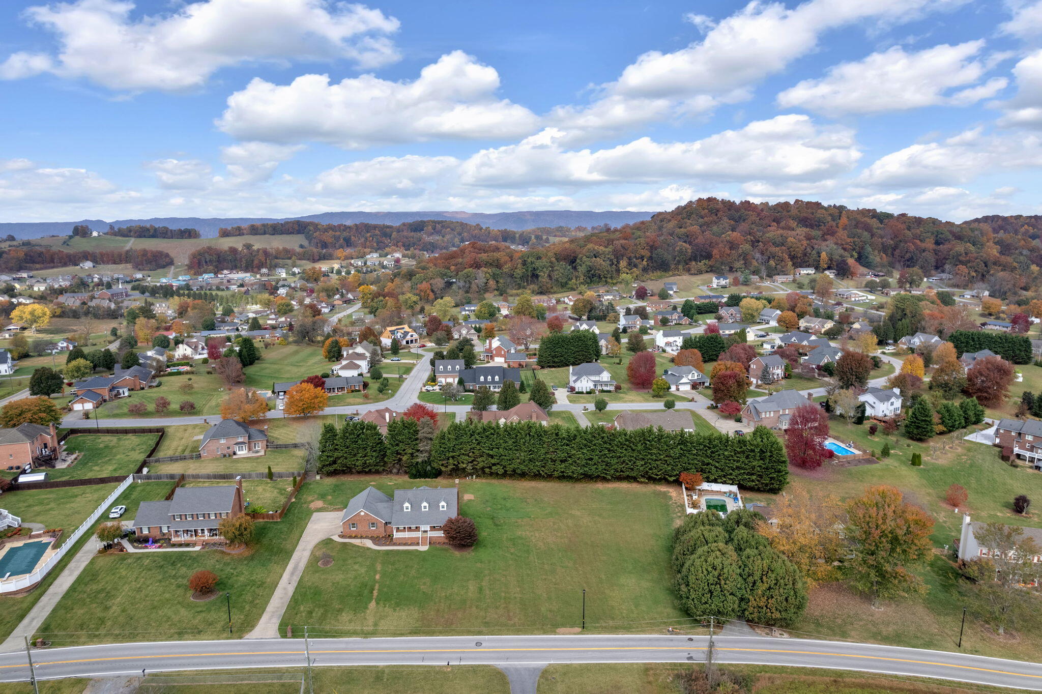 620 Snapps Ferry Road Kingsport, TN 37664 - Photo 32 of 38 32-web-or-mls-DJI_0883