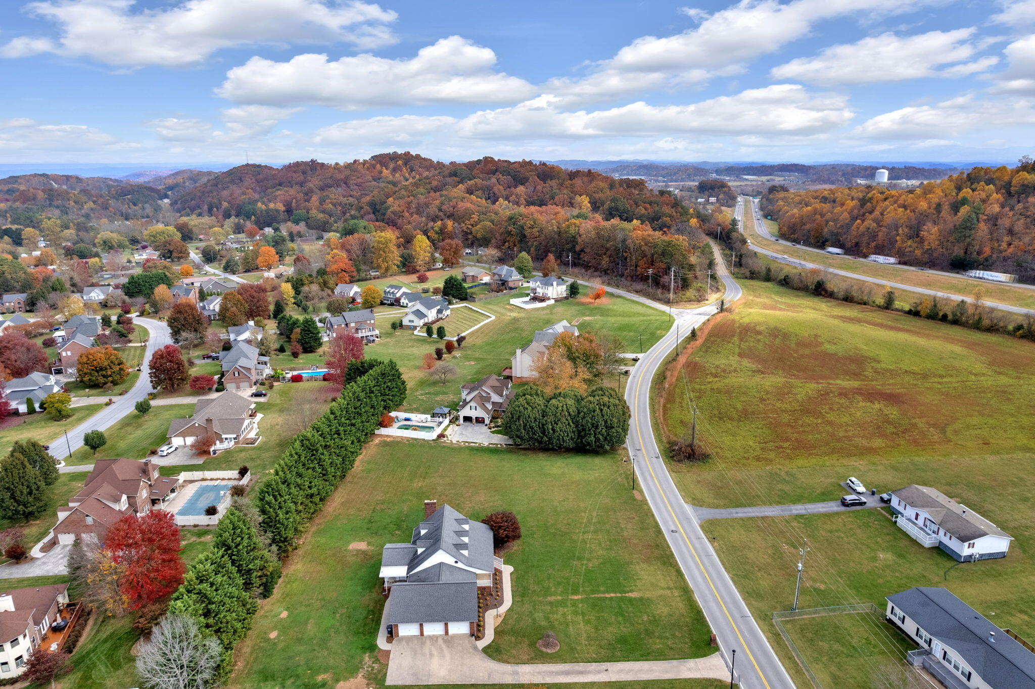 620 Snapps Ferry Road Kingsport, TN 37664 - Photo 34 of 38 34-web-or-mls-DJI_0889