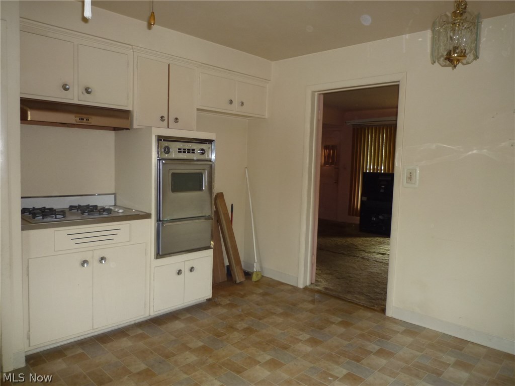 796 Glenhurst Road Willowick, OH 44095 - Photo 11 of 15