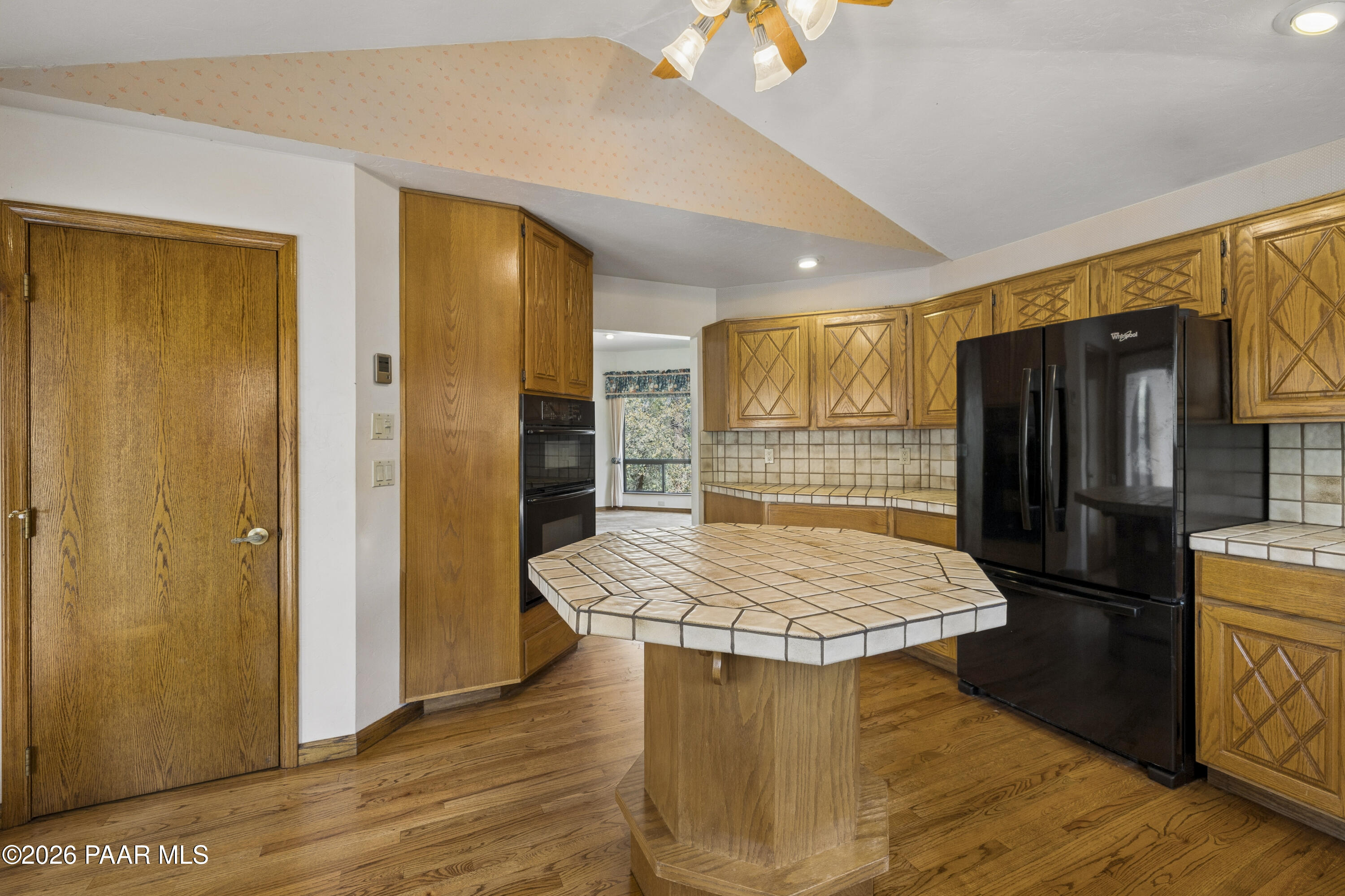 1860 Coyote Road Prescott, AZ 86303 - Photo 14 of 52 067-Kitchen