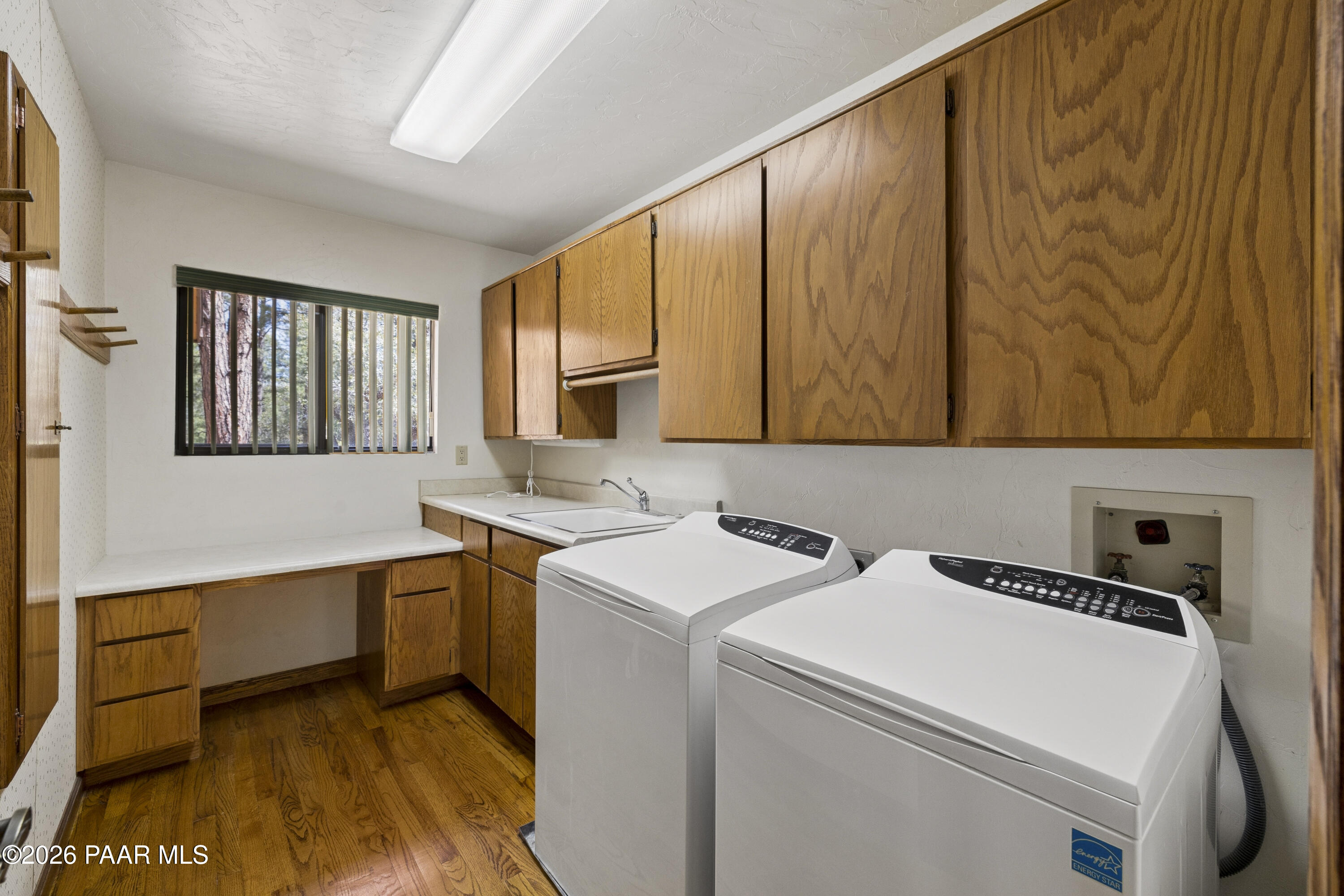 1860 Coyote Road Prescott, AZ 86303 - Photo 7 of 52 032-Laundry