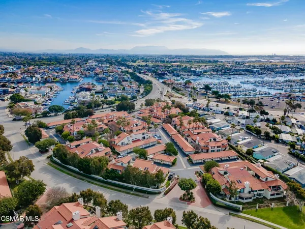 $899,000 | 4481 Antigua Way, Oxnard, CA 93035