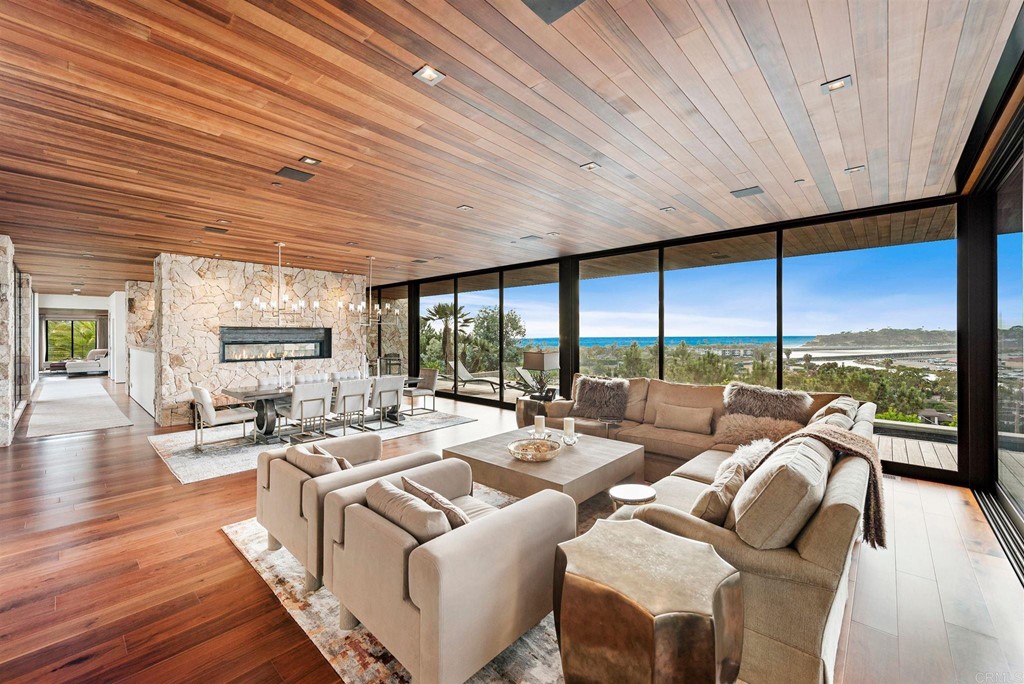 2188 Heather Lane Del Mar, CA 92014 - Photo 3 of 17