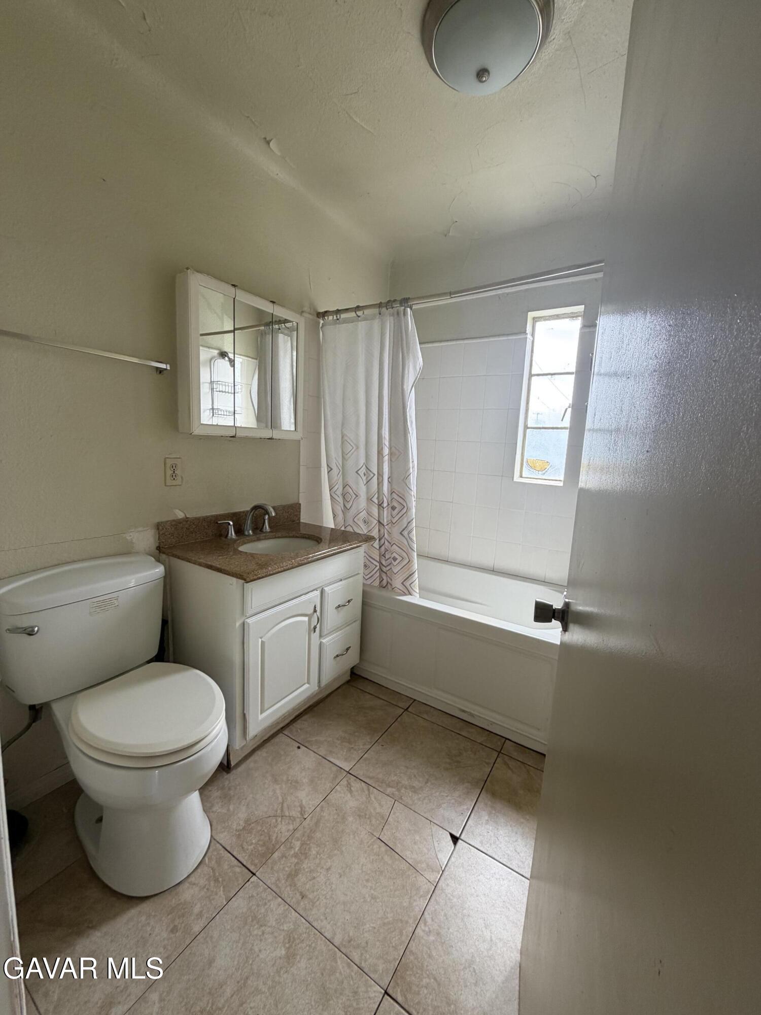 960 Nancy Street Barstow, CA 92311 - Photo 12 of 19 IMG_0187