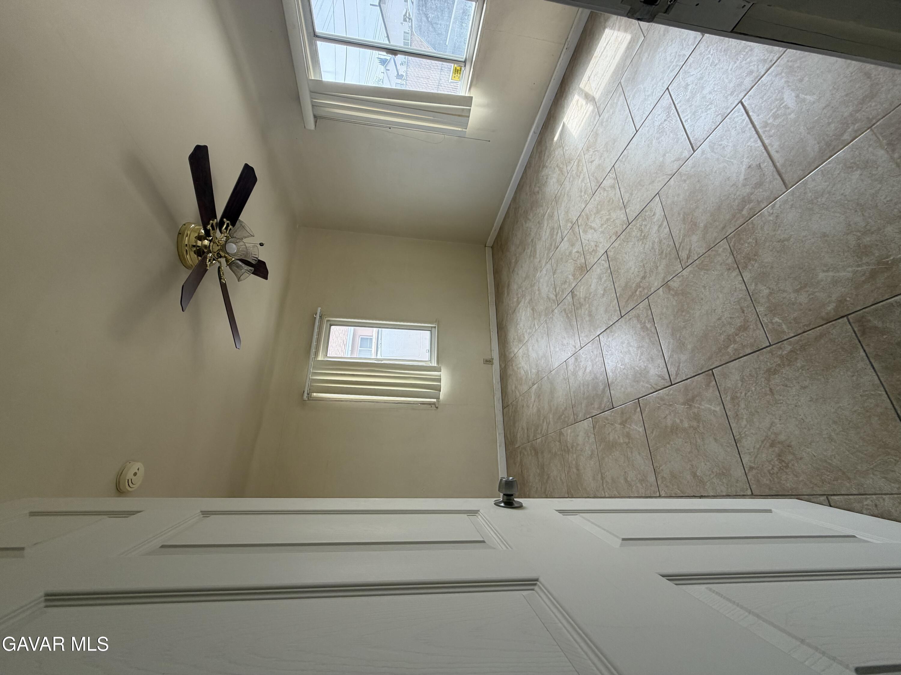 960 Nancy Street Barstow, CA 92311 - Photo 14 of 19 IMG_0184