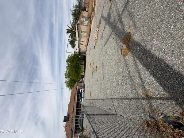 $1,950 | 960 Nancy Street, Barstow, CA 92311