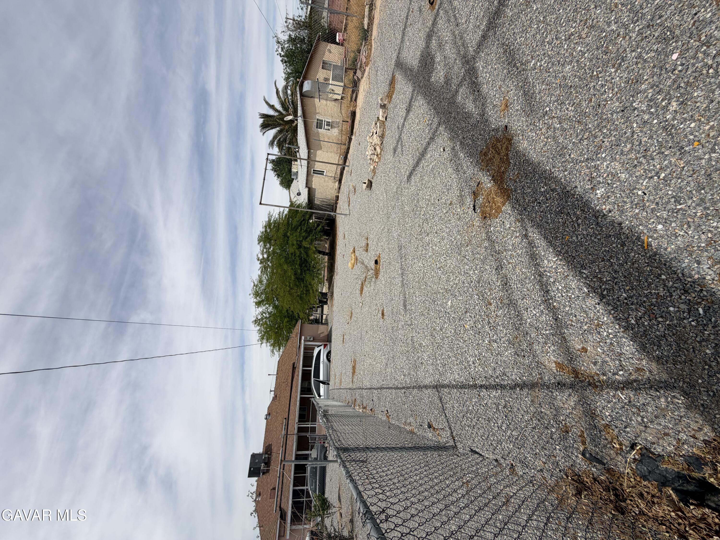 960 Nancy Street Barstow, CA 92311 - Photo 17 of 19 IMG_0194