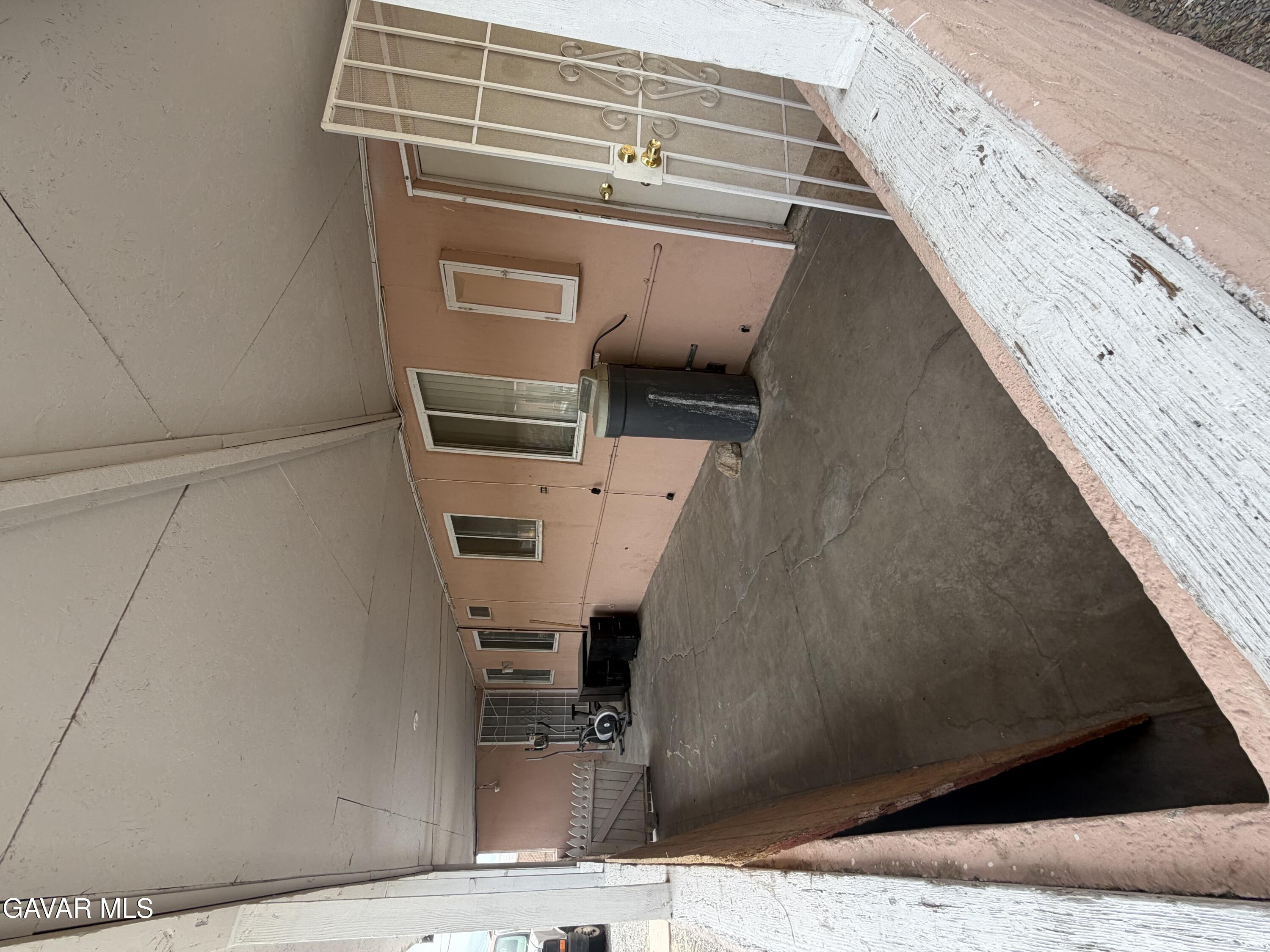 960 Nancy Street Barstow, CA 92311 - Photo 18 of 19 IMG_0195