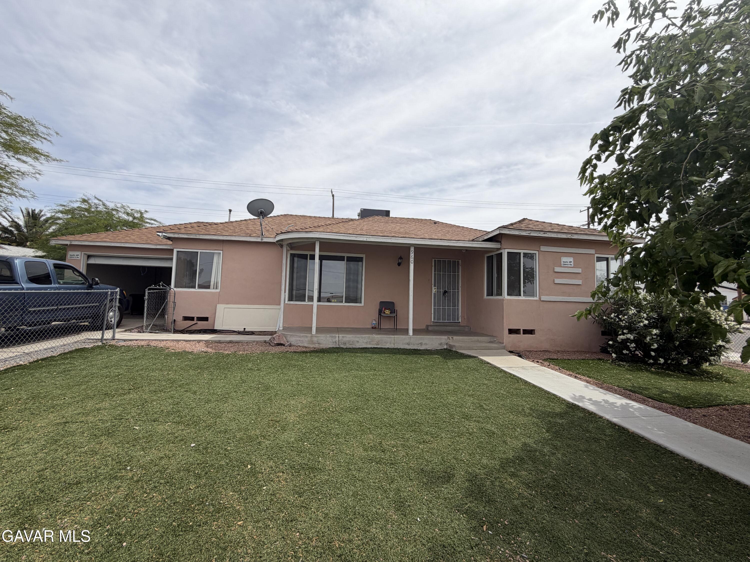 960 Nancy Street Barstow, CA 92311 - Photo 2 of 19 IMG_0200