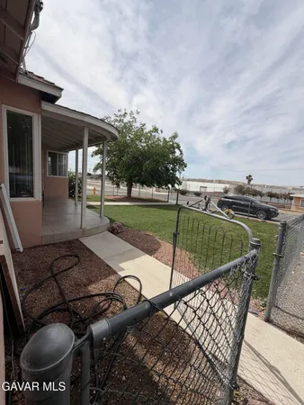 $1,950 | 960 Nancy Street, Barstow, CA 92311
