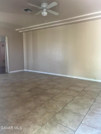 $1,950 | 960 Nancy Street, Barstow, CA 92311