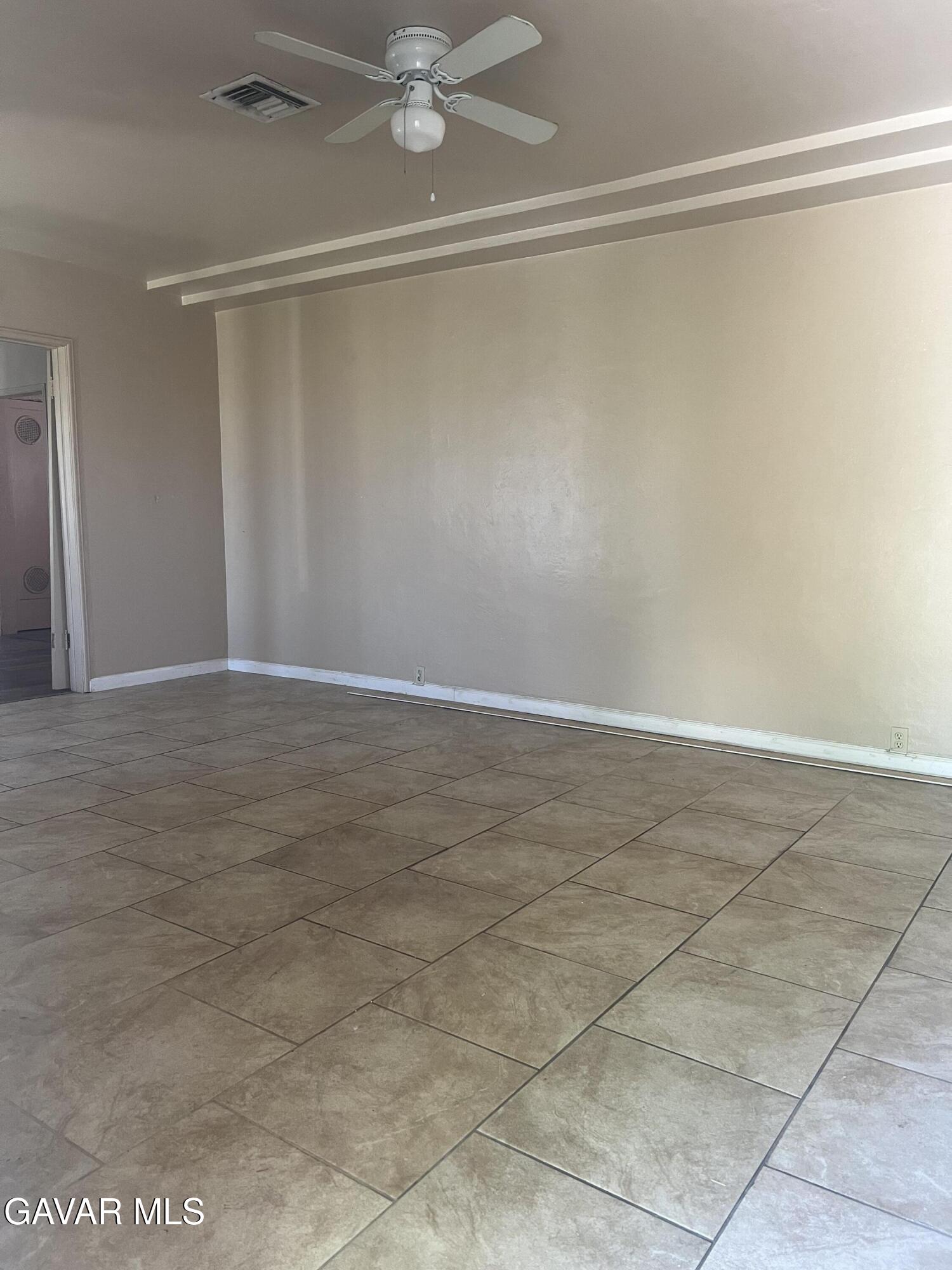 960 Nancy Street Barstow, CA 92311 - Photo 10 of 19 IMG_7620