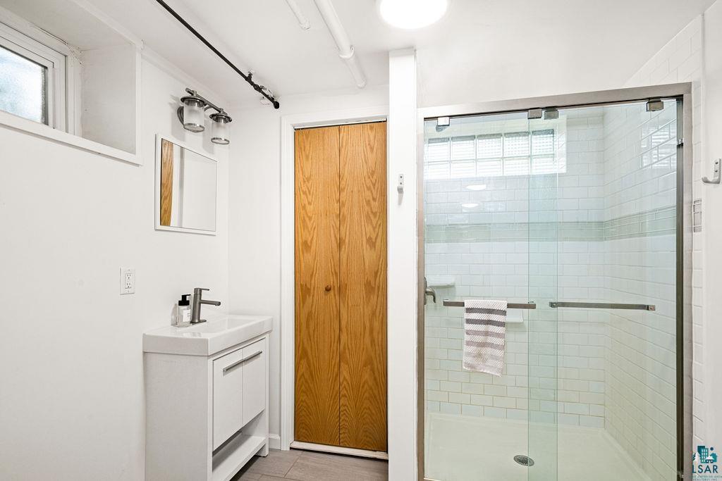 1811 Vermilion Road Duluth, MN 55803 - Photo 25 of 34