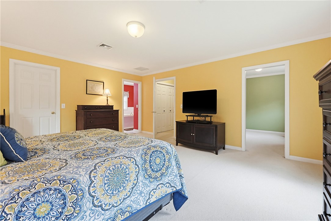 28 Rockridge Road Westerly, RI 02891 - Photo 26 of 40