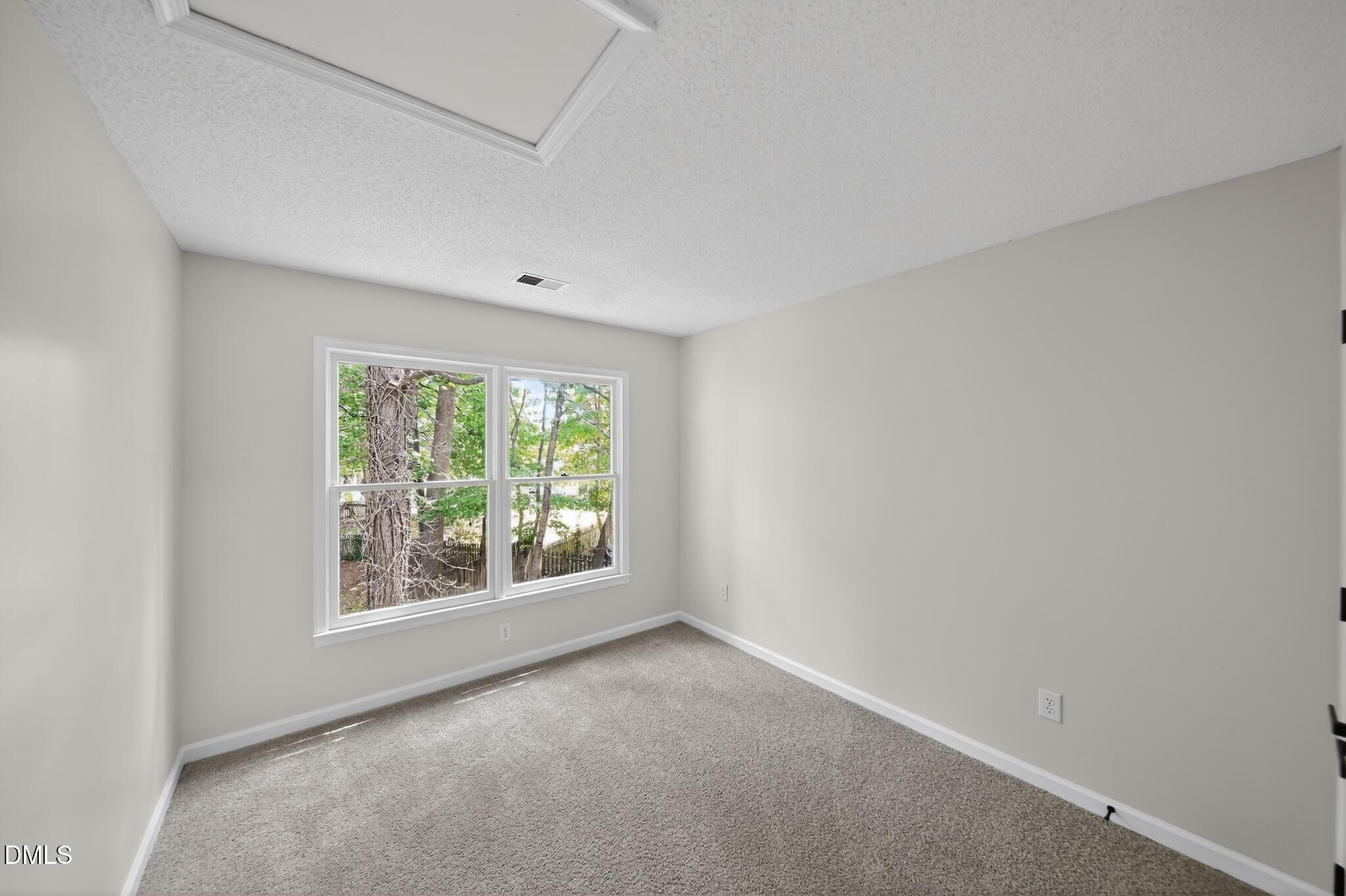 4732 Cooksbury Court Raleigh, NC 27604 - Photo 9 of 15 09_4732_Cooksbury_Ct-Living_room-8039