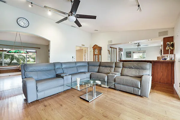 $4,700 | 4422 Brandywine Drive, Boca Raton, FL 33487