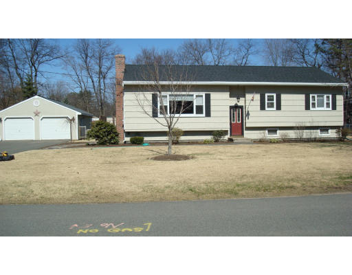 15 Coronet Road Holyoke, MA 01040 - Photo 1 of 18