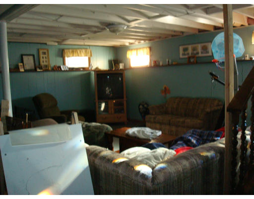 15 Coronet Road Holyoke, MA 01040 - Photo 15 of 18