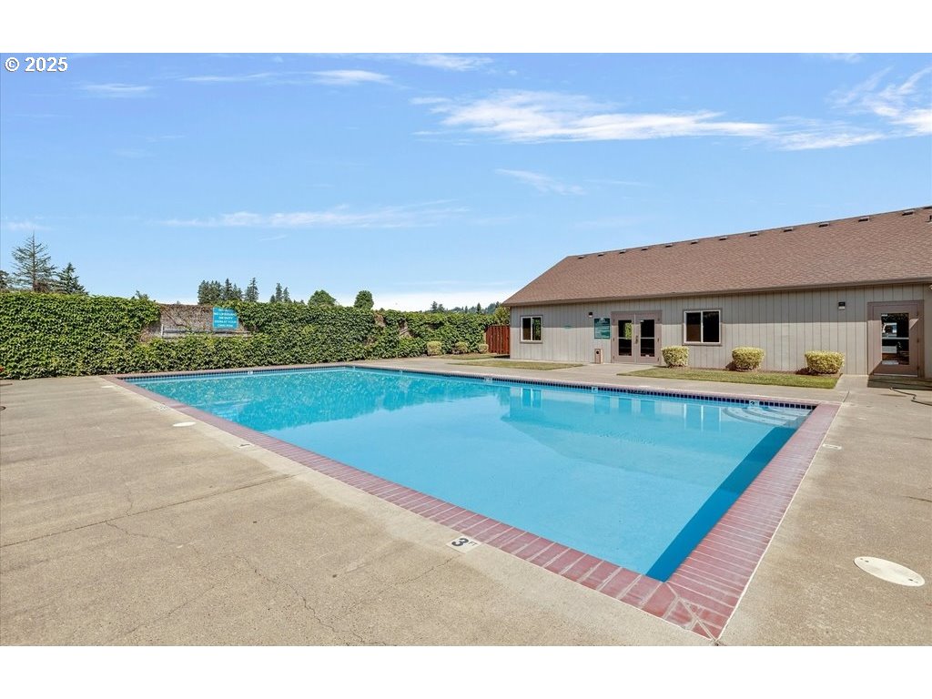 12450 Southwest Fischer Road, Unit 277 Portland, OR 97224 - Photo 34 of 36 Gallery Image 34
