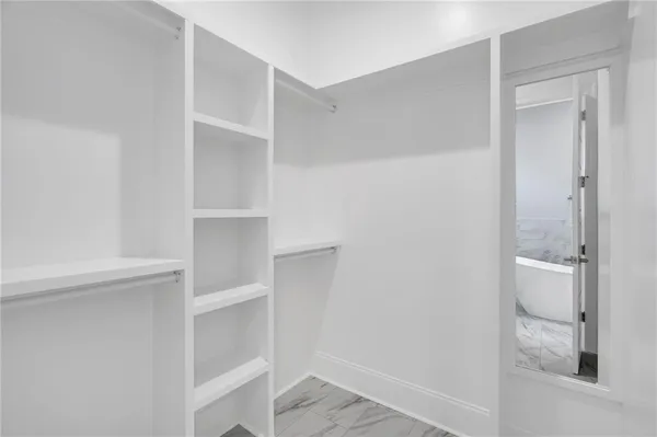 $299,999 | 3513 Gallo Drive, Chalmette, LA 70043