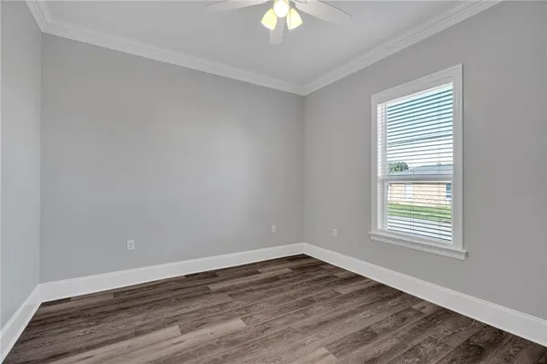 $299,999 | 3513 Gallo Drive, Chalmette, LA 70043