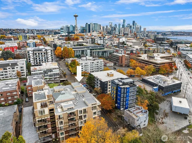 $699,500 | 500 5th Avenue West, Unit 705, Seattle, WA 98119