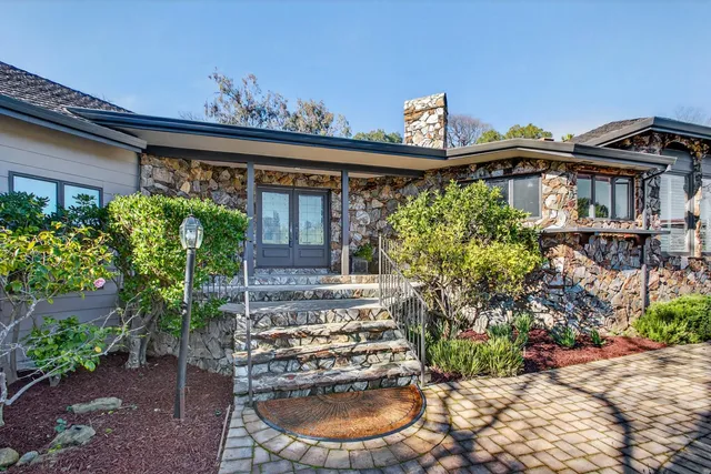 $4,998,000 | 12911 Atherton Court, Los Altos Hills, CA 94022