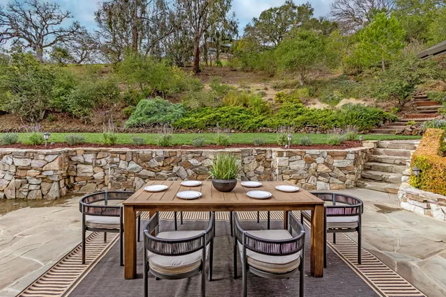 $4,998,000 | 12911 Atherton Court, Los Altos Hills, CA 94022