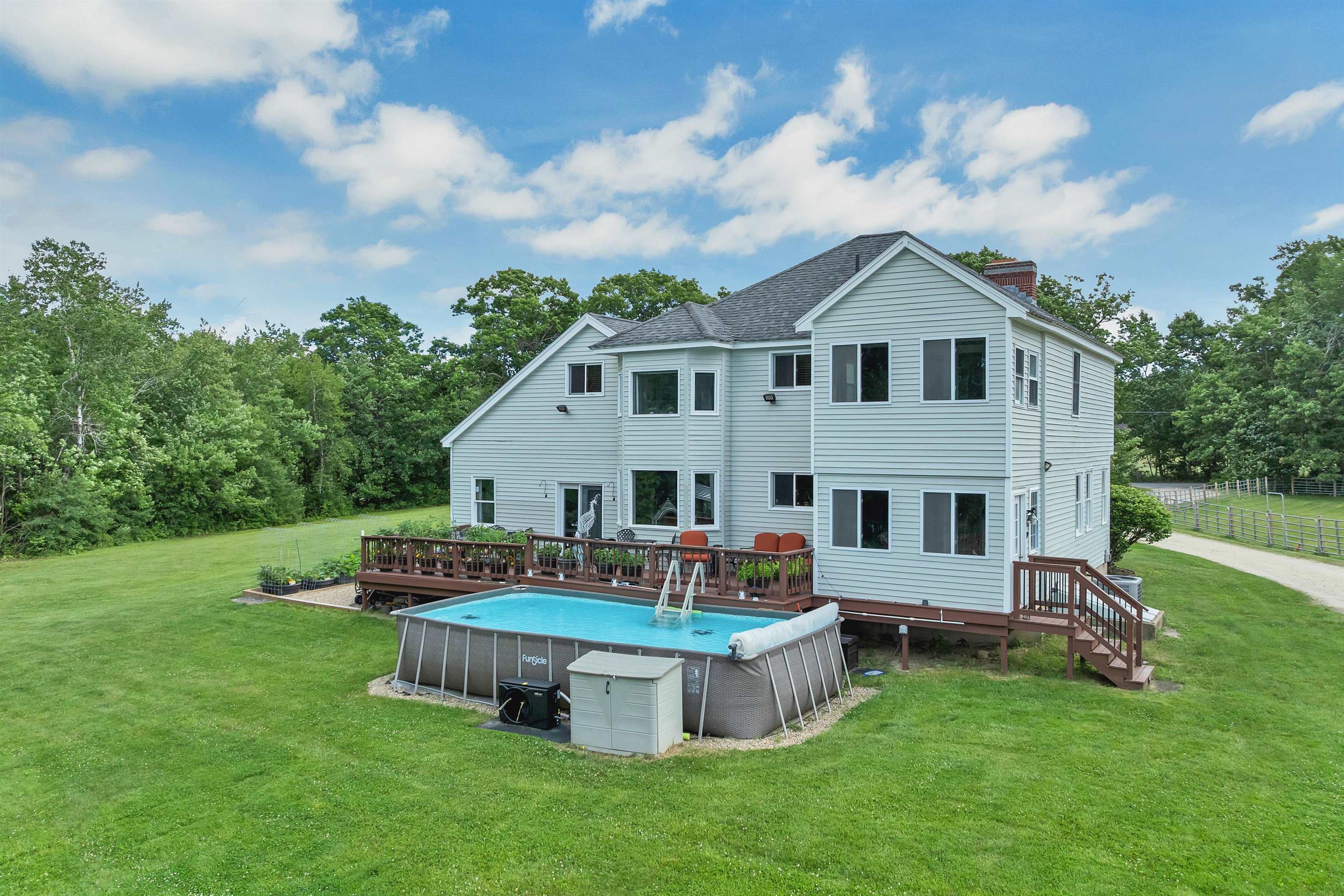 307 East Ricker Road Loudon, NH 03307 - Photo 7 of 59