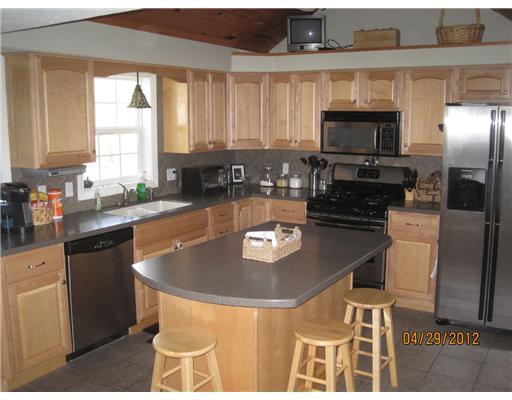 135 Joe Hall Road Beaver Falls, PA 15010 - Photo 3 of 6 Kitchen.