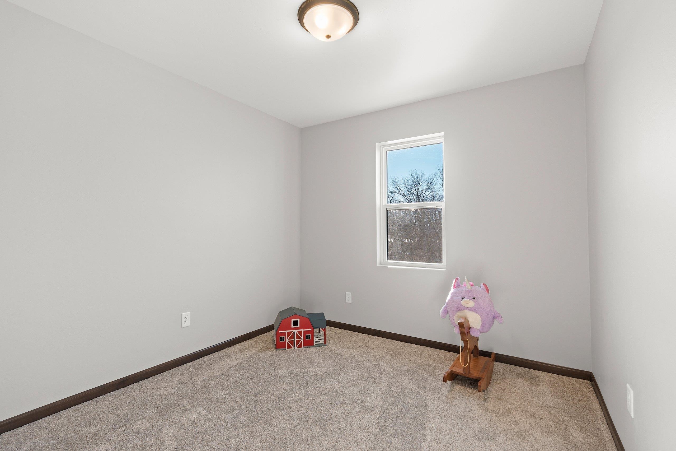 427 Scott Street Ripon, WI 54971 - Photo 29 of 38