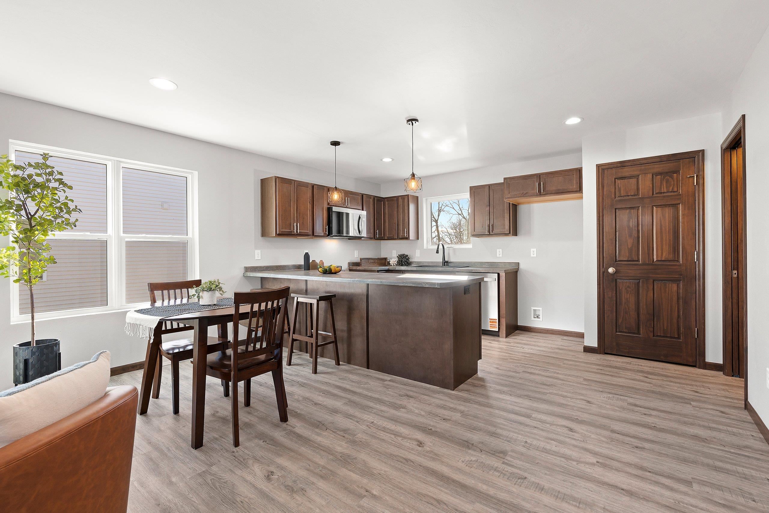 427 Scott Street Ripon, WI 54971 - Photo 10 of 38