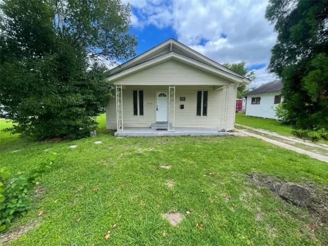 $1,500 | 2010 13th Street, Port Arthur, TX 77640