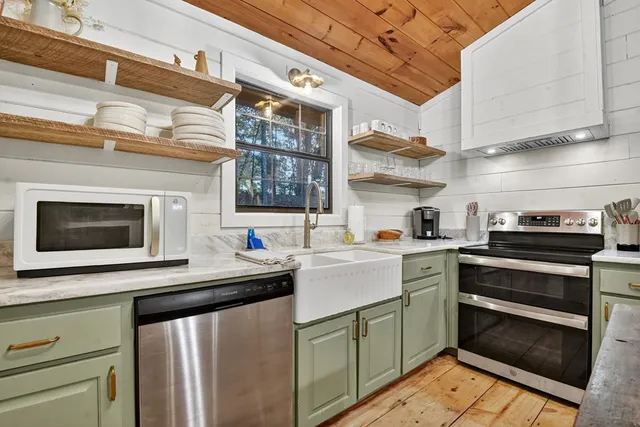 $689,000 | 50 Lake View Drive, Cherry Log, GA 30522