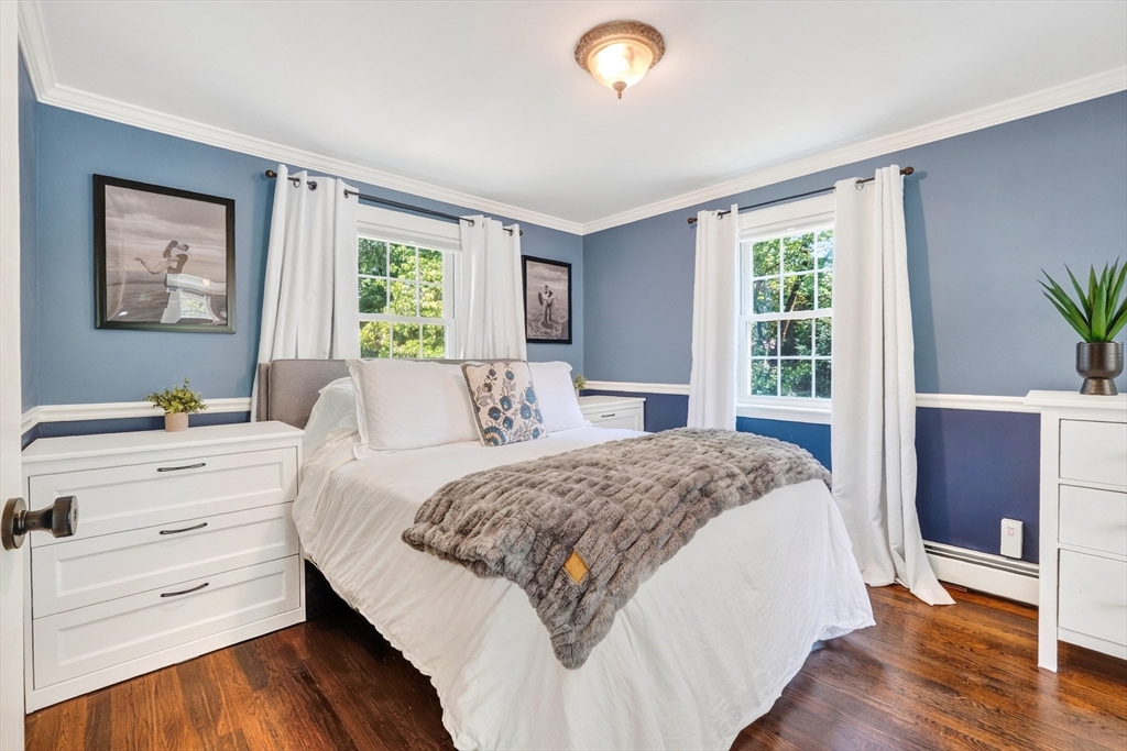 26 Brooksbie Road Bedford, MA 01730 - Photo 14 of 38