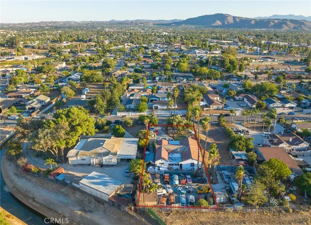 $675,000 | 10881 Sunnyslope Avenue, Unit 2, Riverside, CA 92505